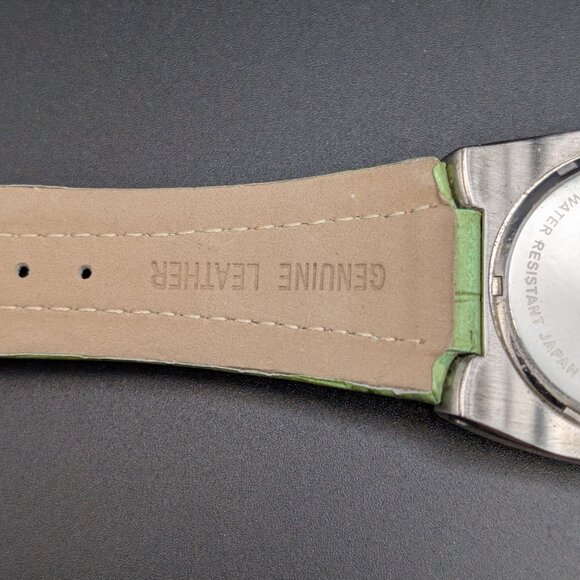 Joan Rivers Classics Watch Green Face Textured Green Leather New Battery Working - Picture 11 of 14